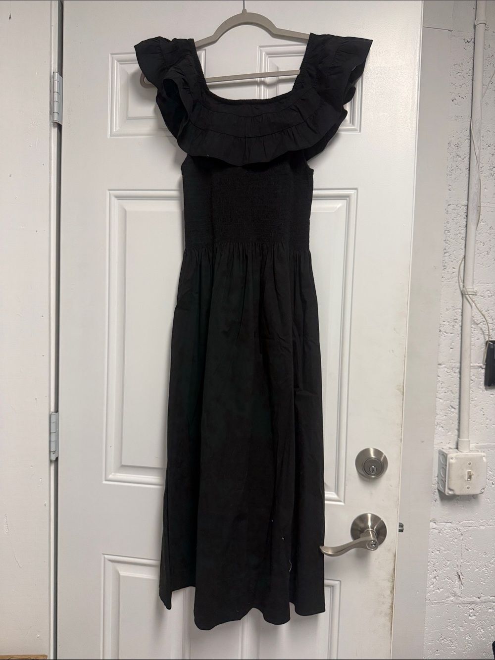 HILL HOUSE - Size Medium Black Ruffle-Shoulder Midi Elegant Women's Dress - NWOT